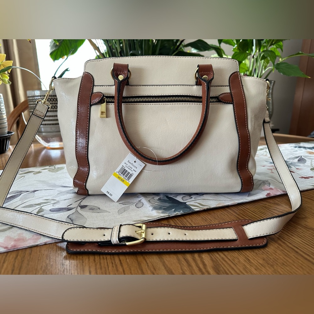 NWT Van Heusen Handbag